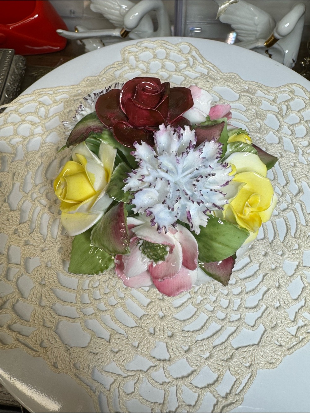 Vintage Royal Dolton England Porcelain Floral Centerpiece - Picture 5 of 11